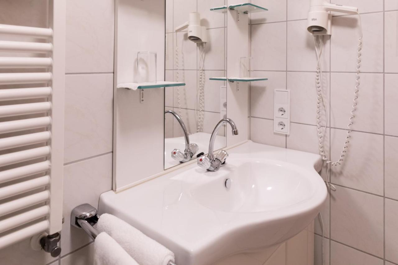 Hotel garni Café im Hamm Zell Extérieur photo